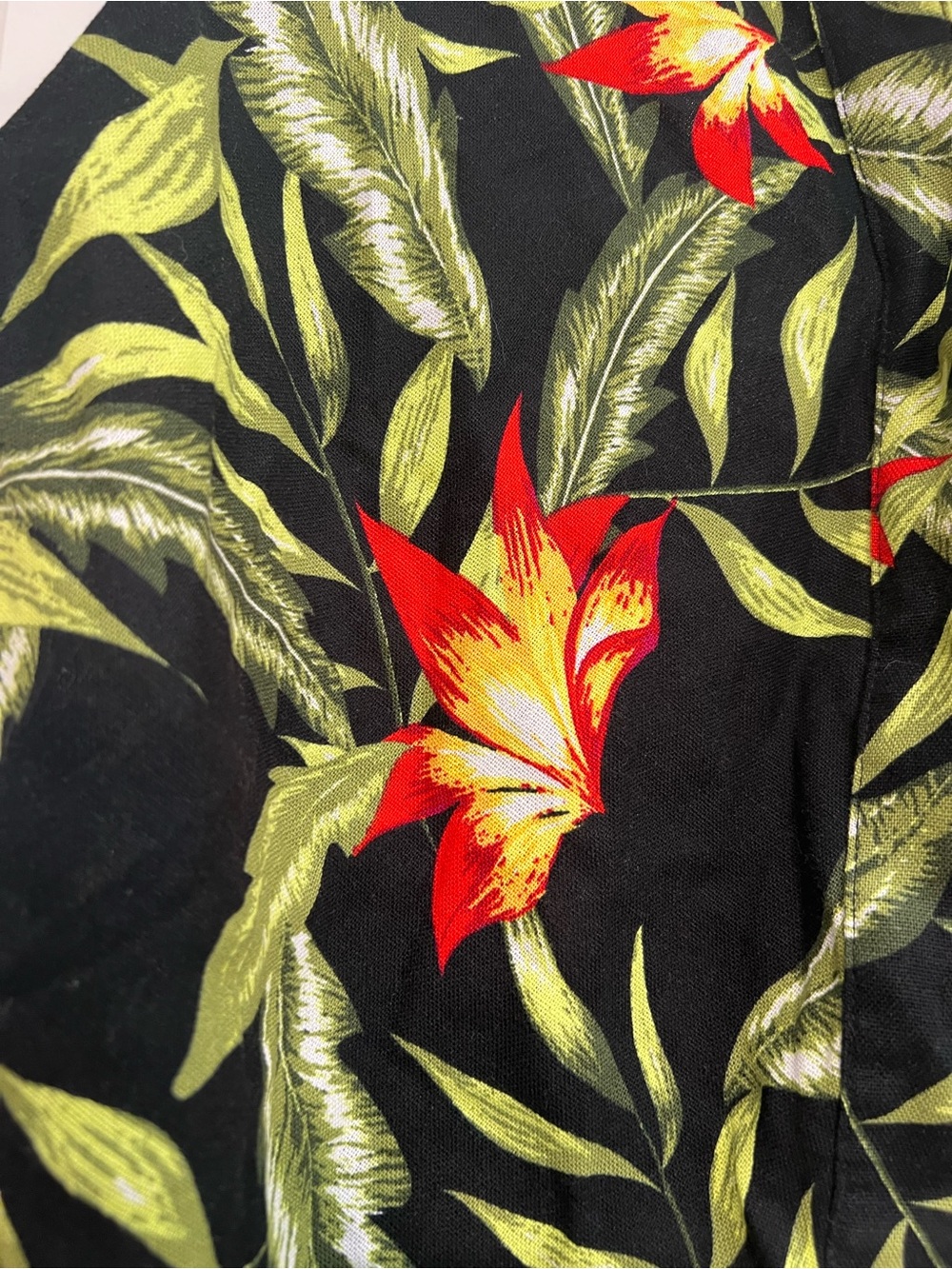 Rachel Zoe Sleeveless Tropical pattern Top black and green with shoulder pads - Picture 7 of 11